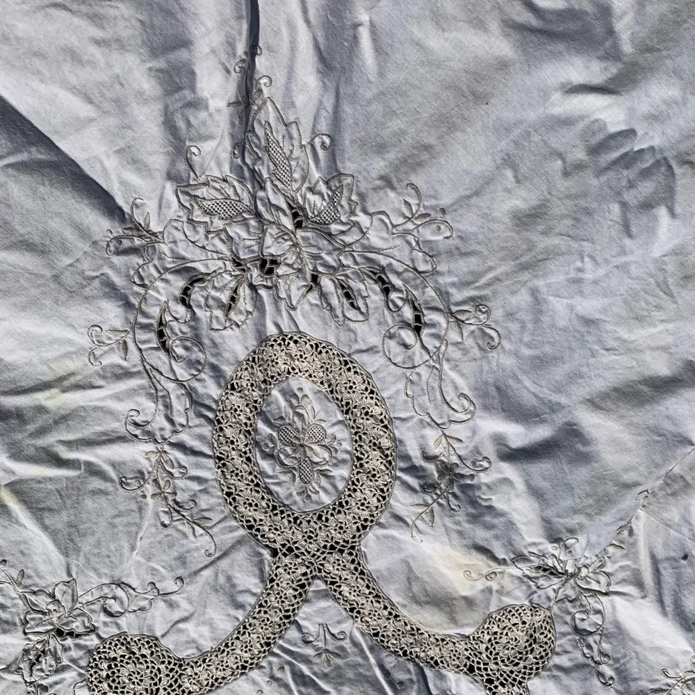 Table cloth